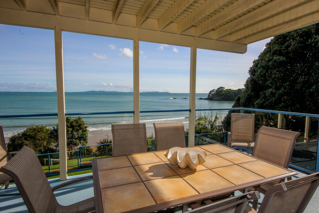 By The Bay Beachfront Apartments Mangonui Buitenkant foto